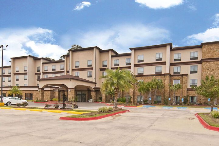 Hotel 3 of 34