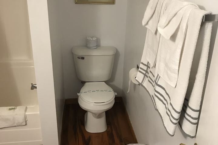Room 16 of 31
