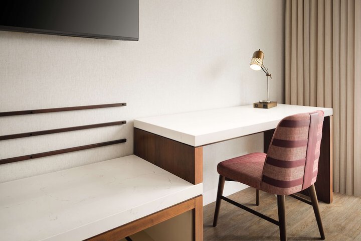 The Knoll Hotel Napa Valley Tapestry Collection by Hilton