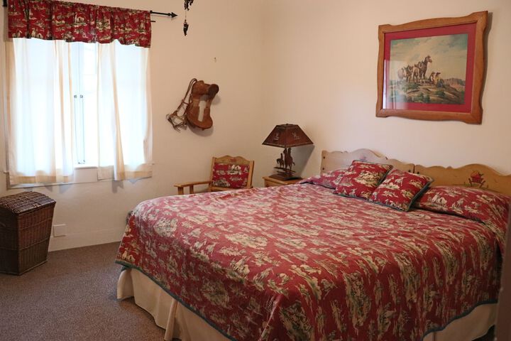 Room 26 of 32