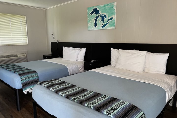 Room 10 of 19