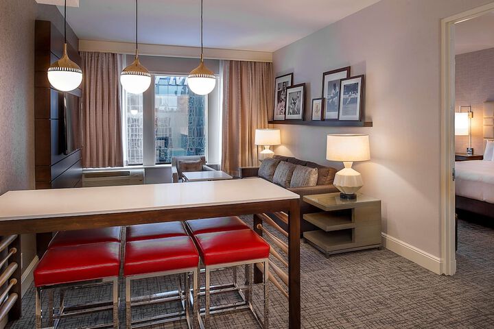 Room 48 of 107