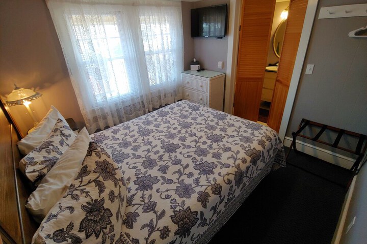 Island Guest House B & B