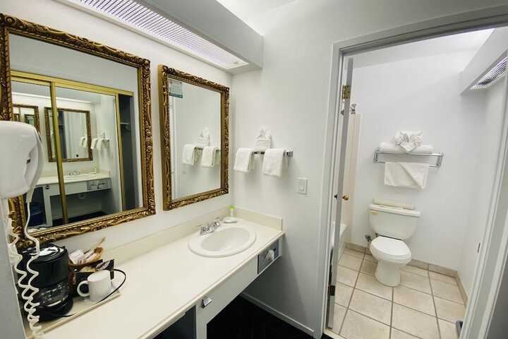 Masterpiece Hotel