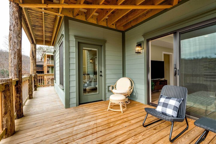 Game Room & Wraparound Decks: Cullowhee Home!