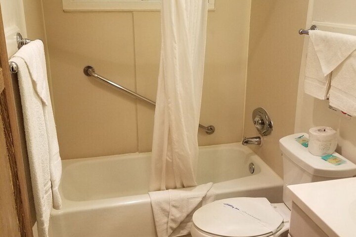 Room 41 of 229