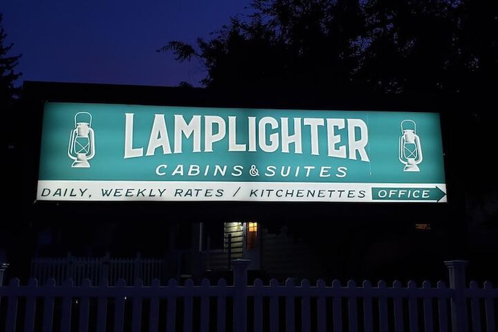 Lamplighter Cabins & Suites