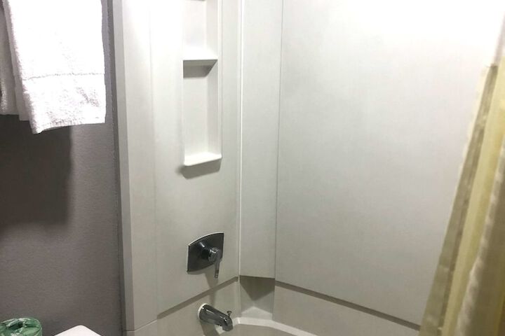 Room 15 of 20