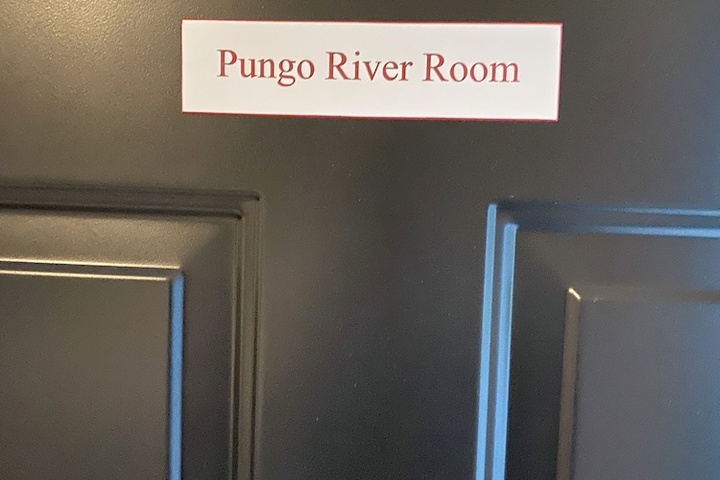 Hotel 4 of 98