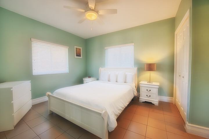 Room 21 of 40
