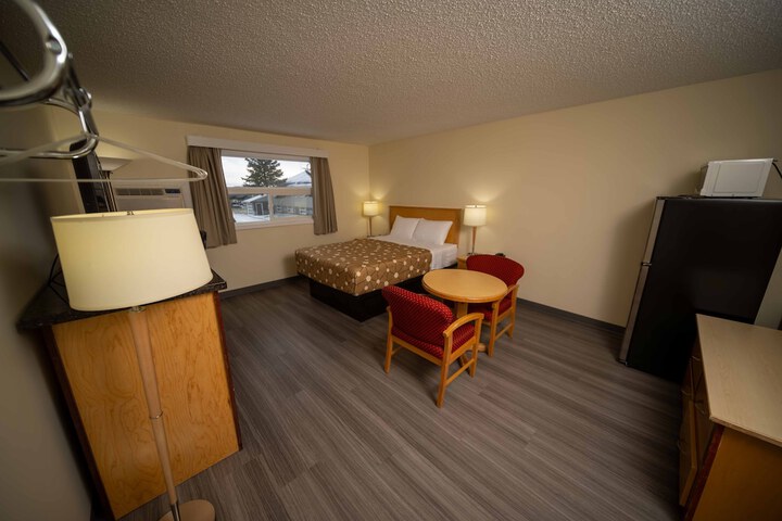 Room 63 of 82