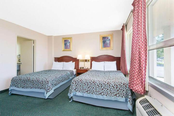 Room 16 of 22