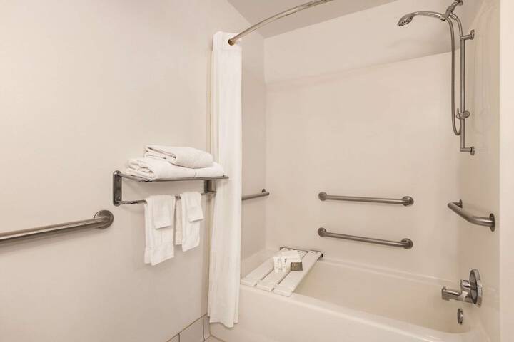 Country Inn & Suites by Radisson Conyers, GA