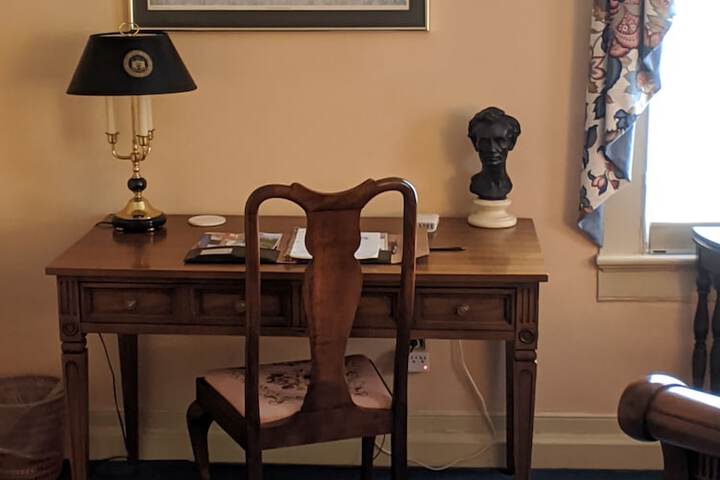 Room 41 of 75