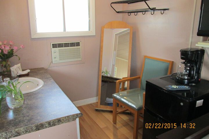 Room 17 of 45
