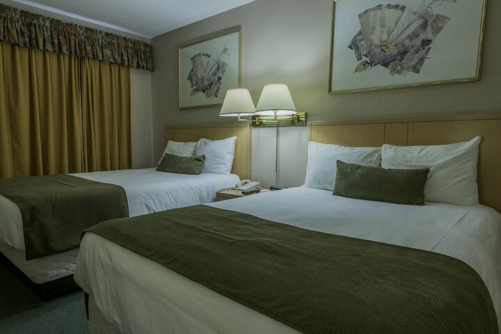 Room 32 of 39