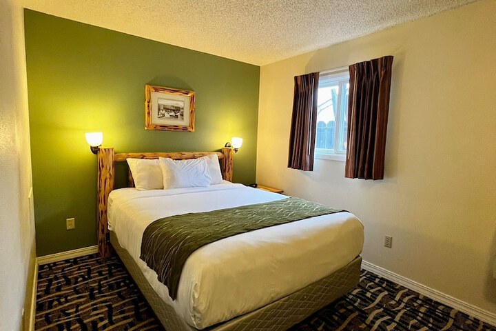Cody Legacy Inn & Suites