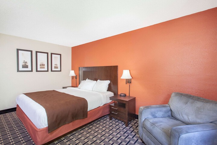 Room 20 of 26
