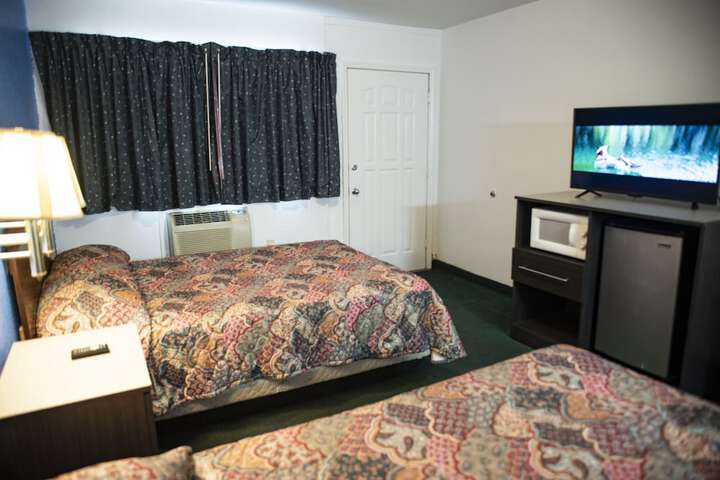 Room 12 of 20