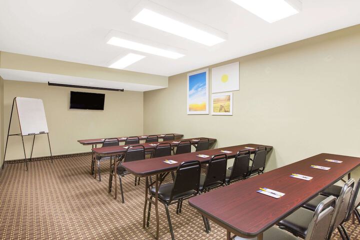 Days Inn by Wyndham San Jose Airport