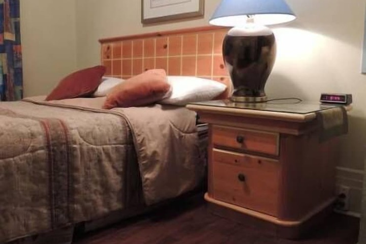 Room 8 of 21
