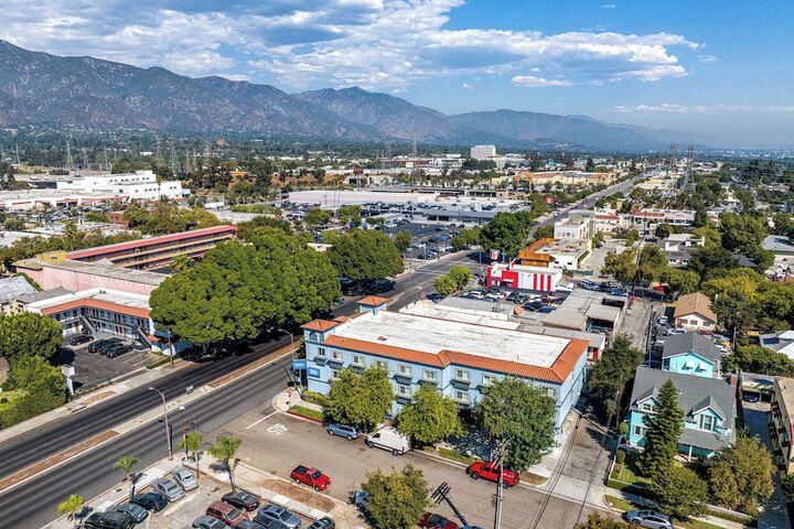 Rodeway Inn & Suites Pasadena