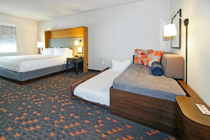 Room 108 of 155