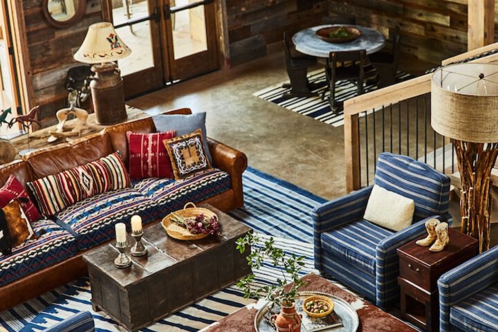 Bishops Lodge Auberge Collection