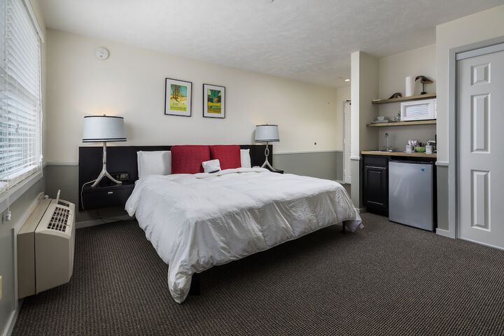 Room 204 of 279