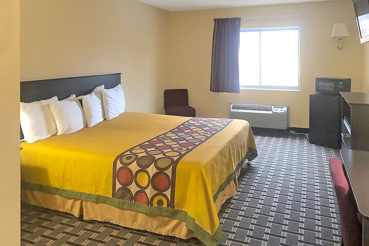 Room 16 of 20