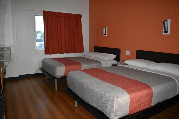 Room 18 of 20