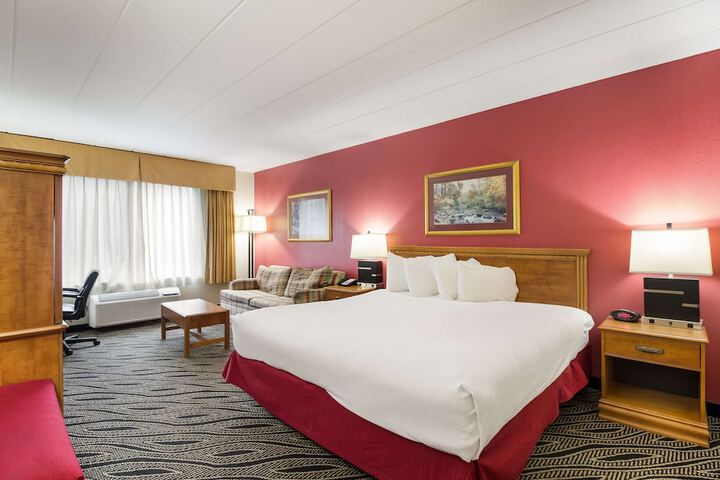 Best Western Braddock Inn