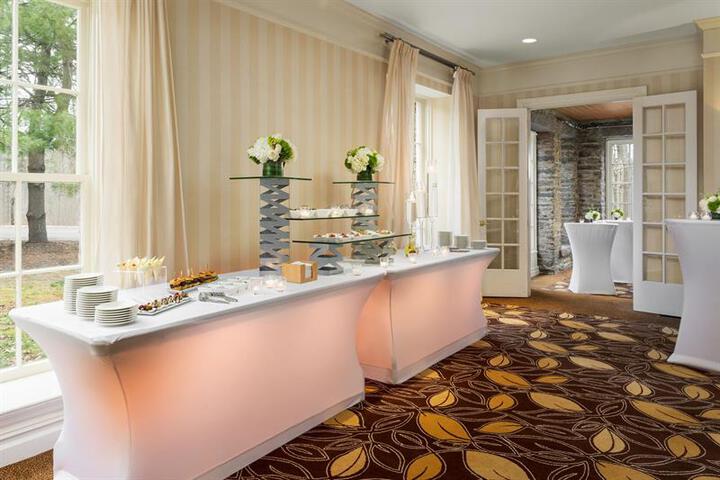 RENAISSANCE WESTCHESTER HOTEL