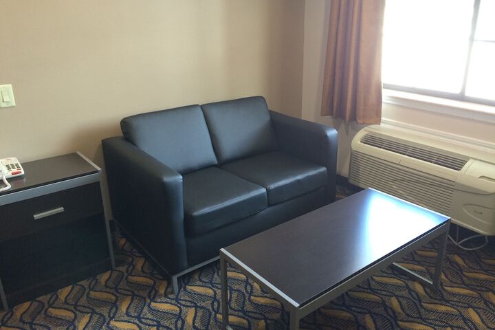 Room 15 of 24