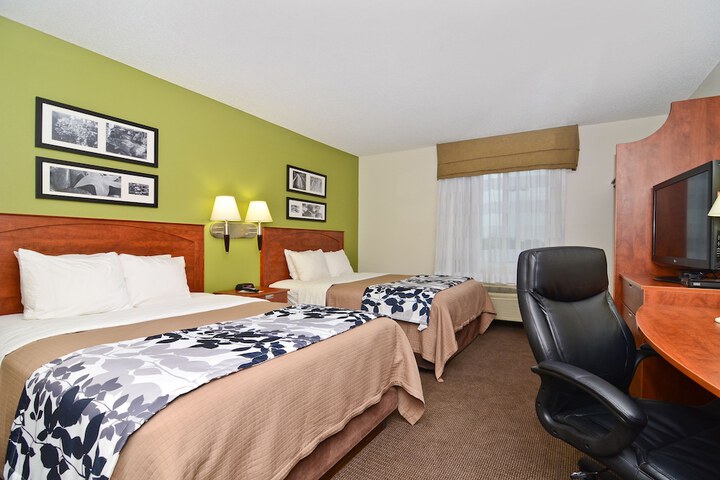 Sleep Inn & Suites Conference Center and Water Park