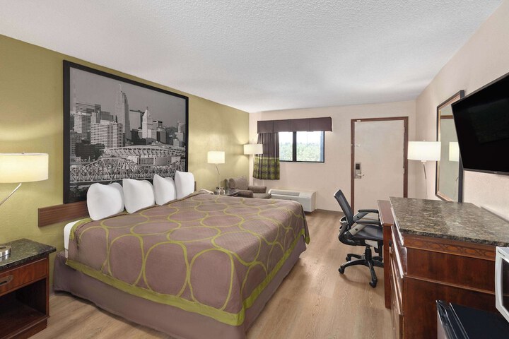 Room 22 of 26