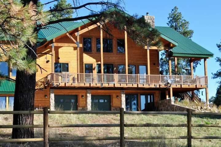 Elktrace Bed & Breakfast