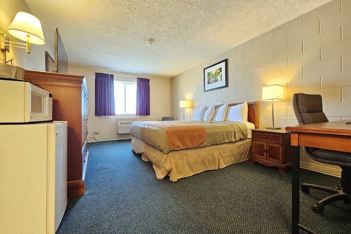 Room 36 of 62