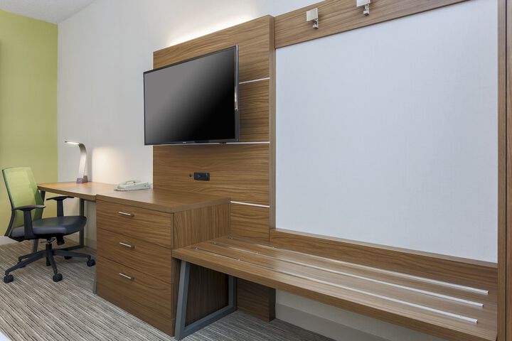 Room 43 of 55