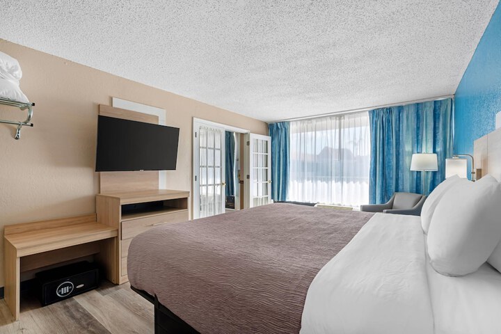 Quality Inn & Suites Conference Center