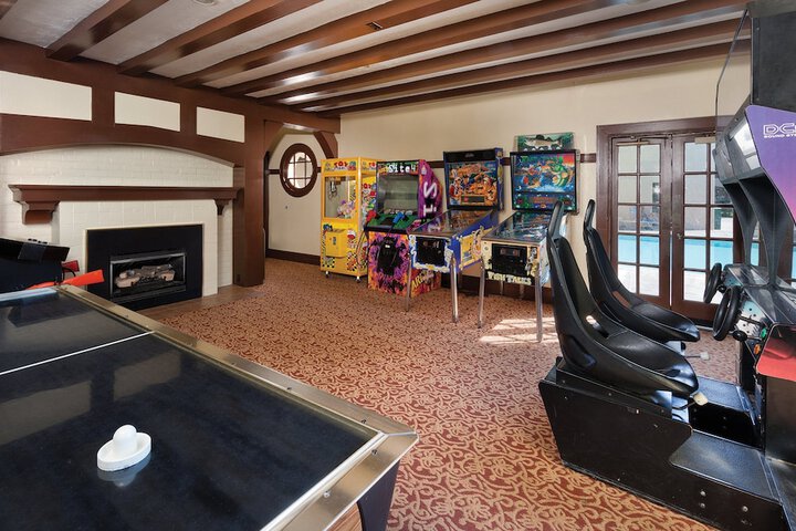 Room 31 of 43