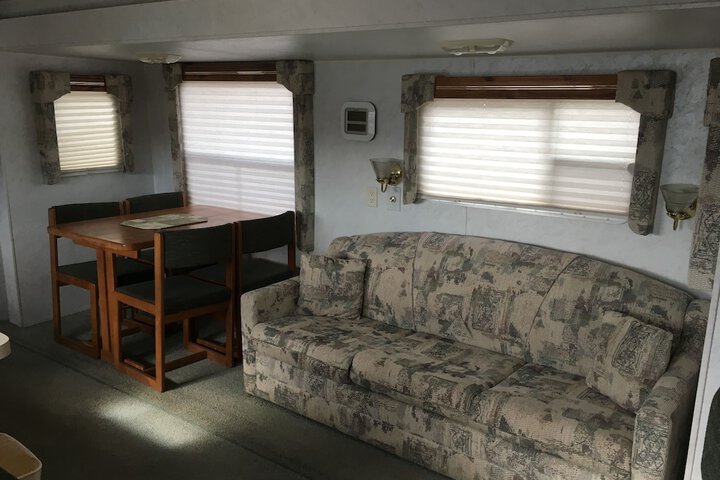 Room 22 of 61