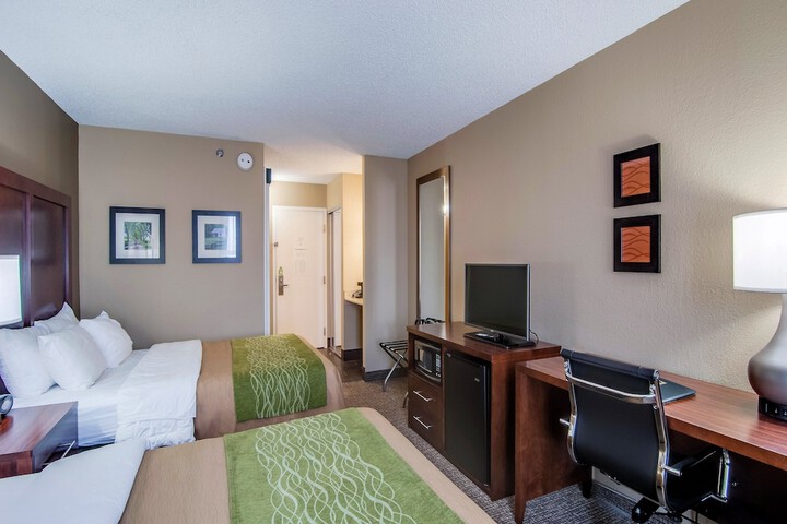 Comfort Inn & Suites Staunton