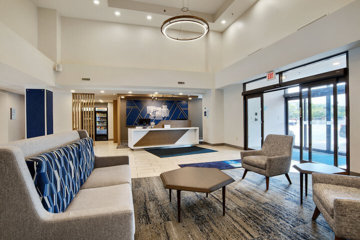 Hotel 6 of 58
