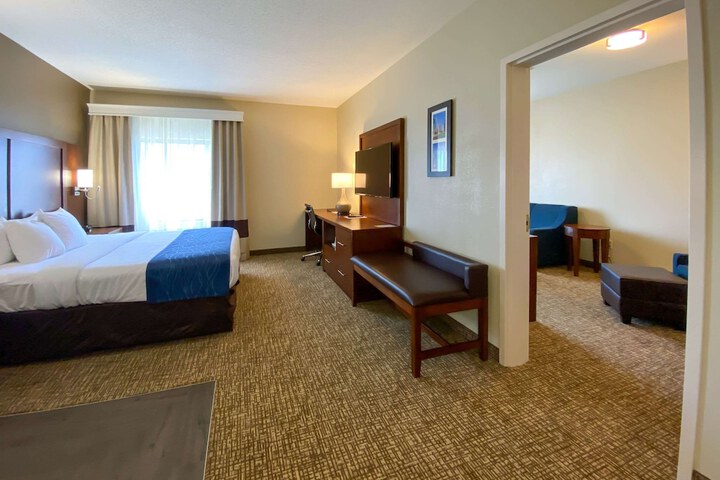 Room 11 of 44