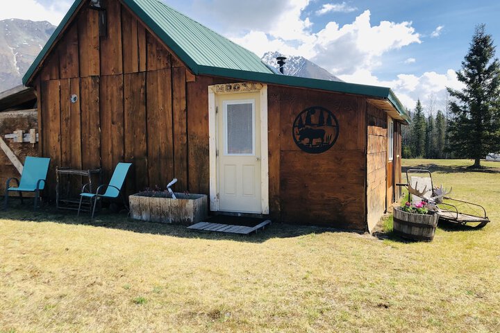 Wrangell Mountain Lodge