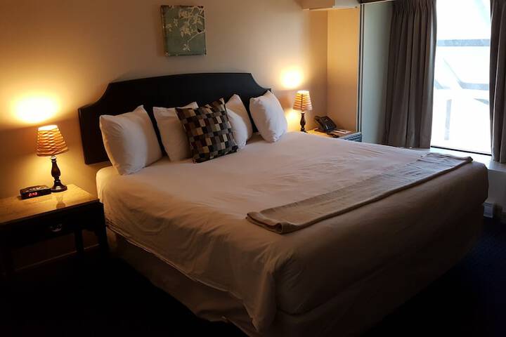 Room 36 of 54