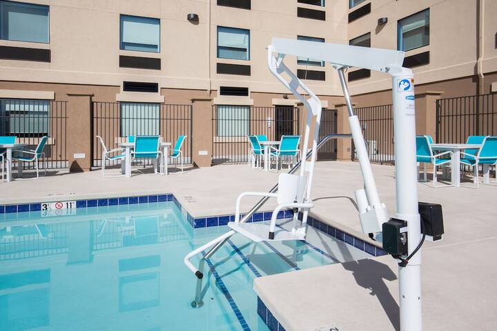 Pool 7 of 39