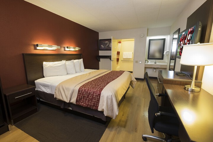 Room 10 of 19