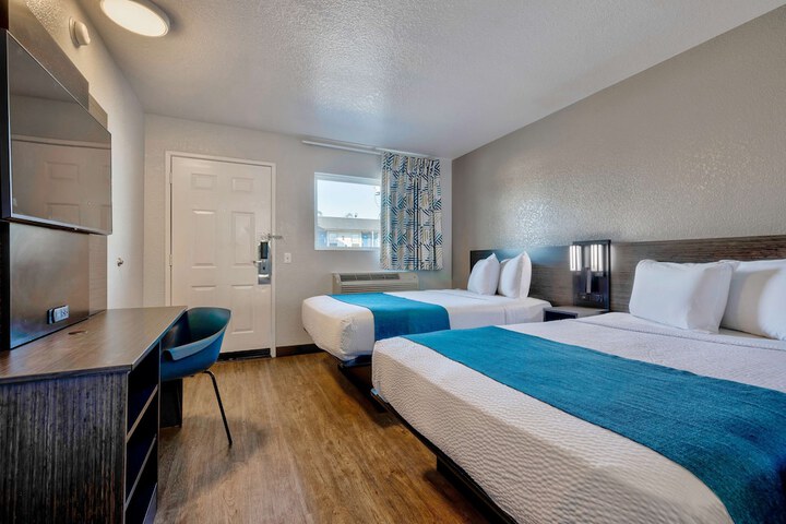 Room 7 of 25